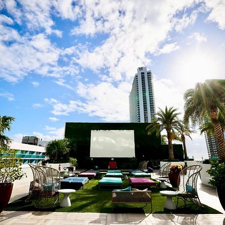 Diamond In The Sky Villa Hollywood Exterior photo